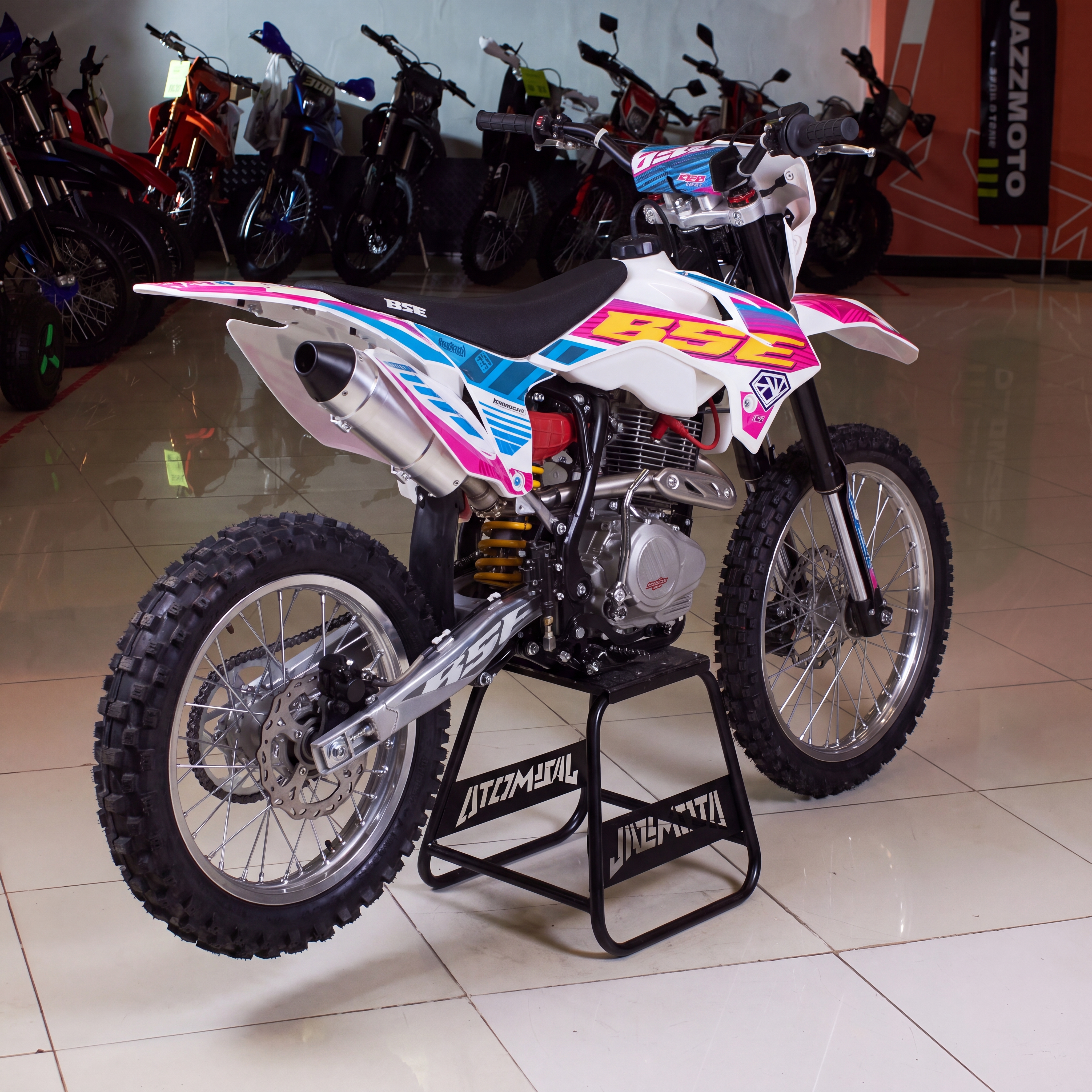 e09cabca0cf65c319bbb209d5b482687