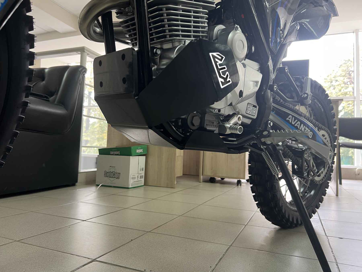 Avantis A3 172-6